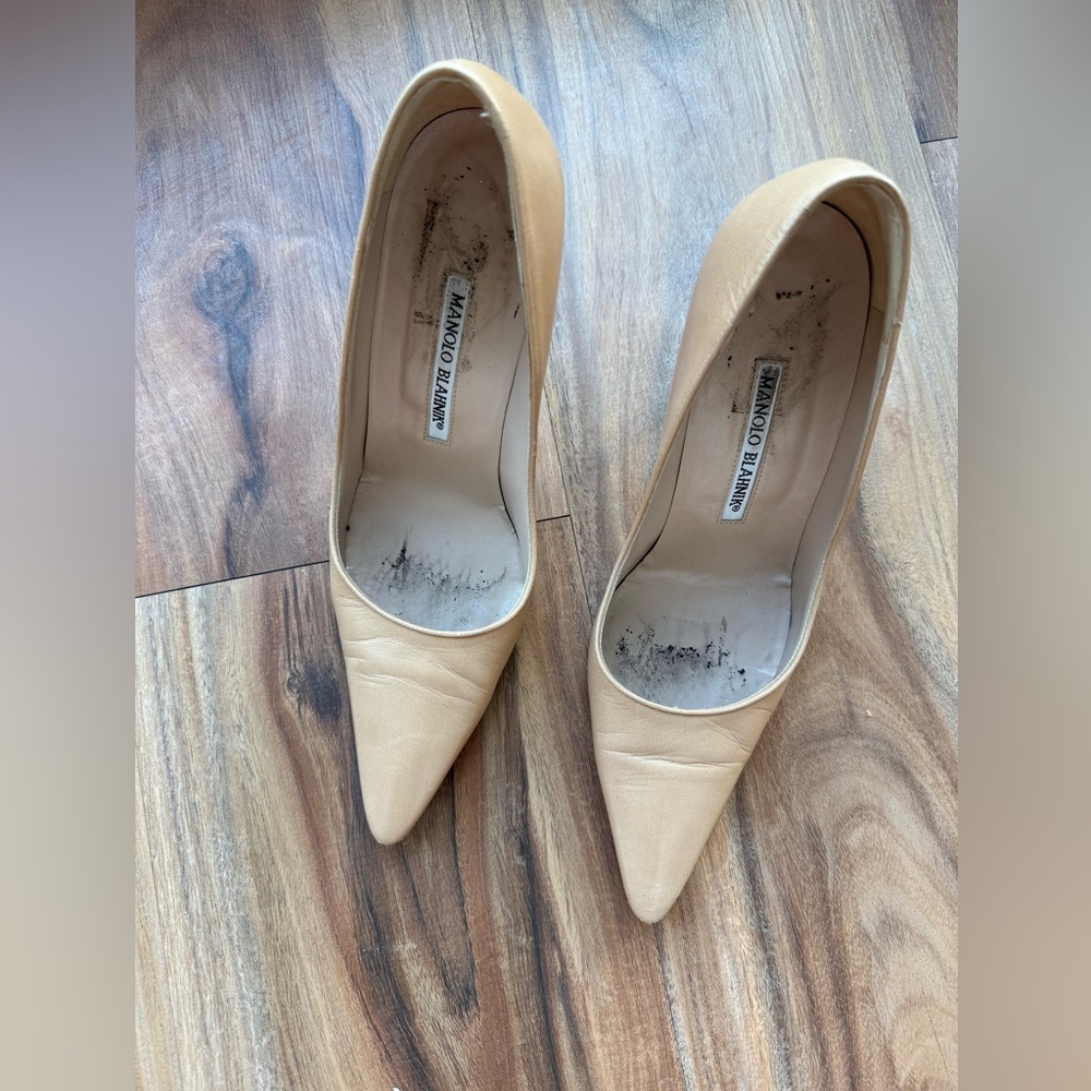 Manolo Blahnik Beige Heels